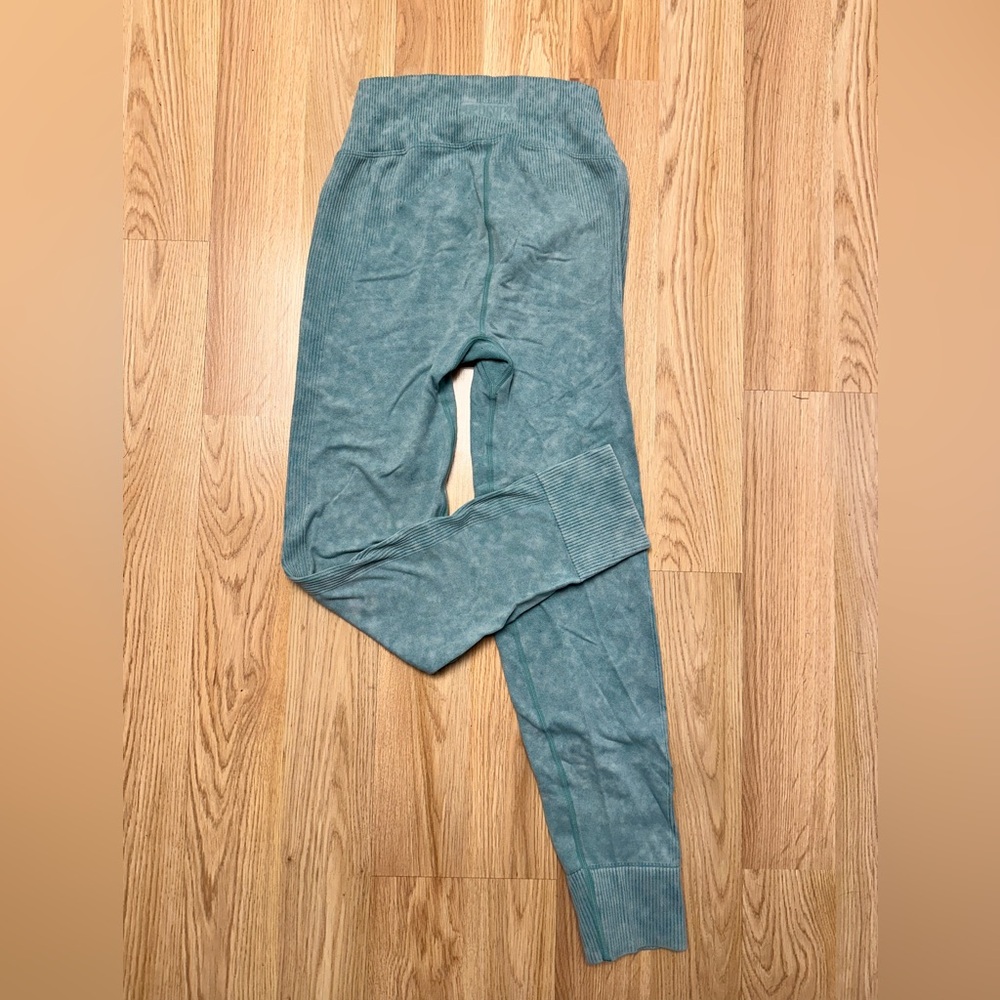 PINK Victoria's Secret set of 3 Ribbed Leggings in Navy, Teal, and Purplish/Gray - Picture 8 of 12